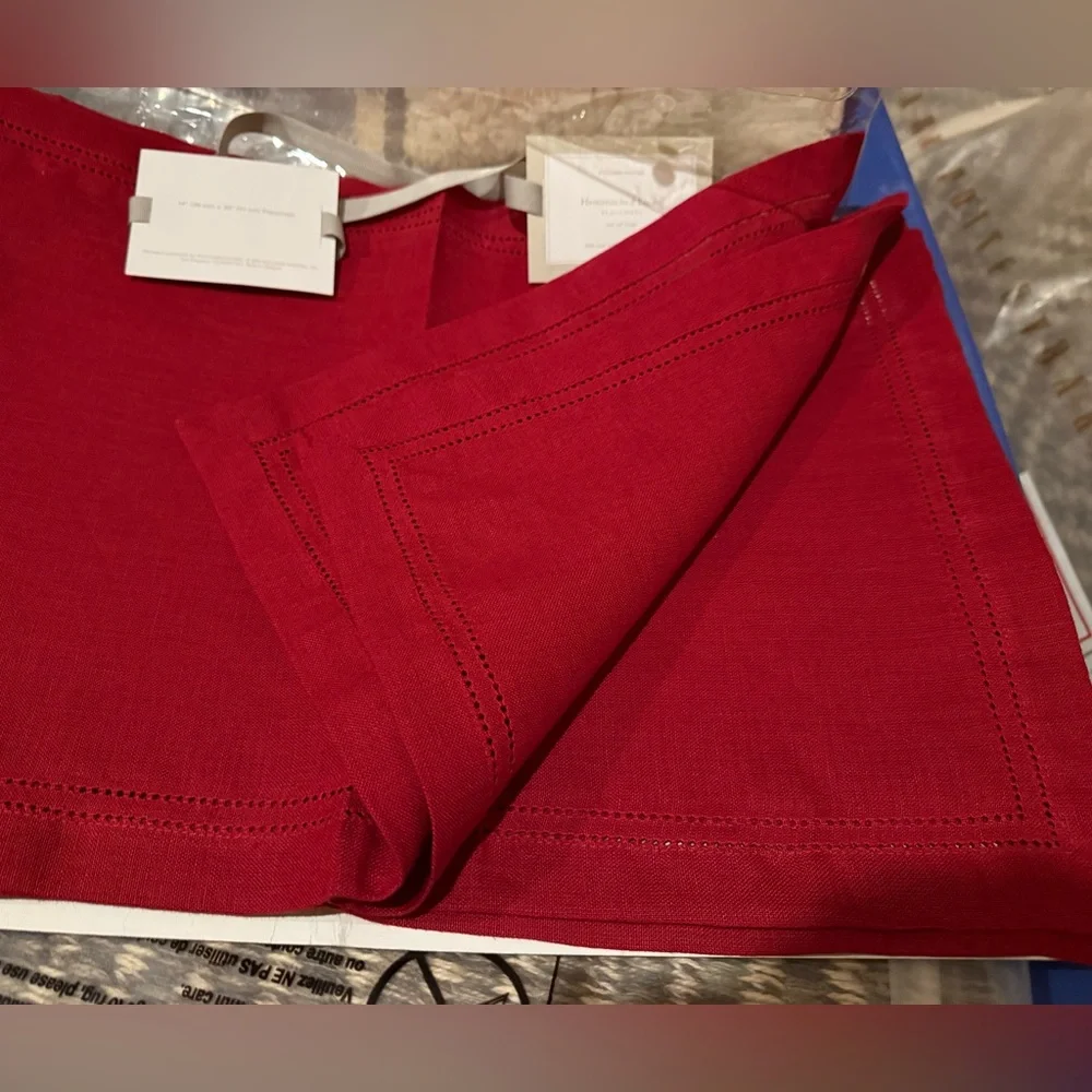 New Williams Sonoma Linen Double Hemstitch Placemats, S/4, Red 14 X 20”